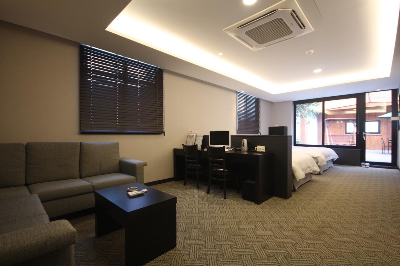 Mbn Hotel Changwon Dış mekan fotoğraf